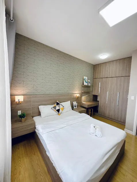 HHomes - Luxury 1 Bedroom view City at Masteri Thao Dien with Pool GYM - Image 1