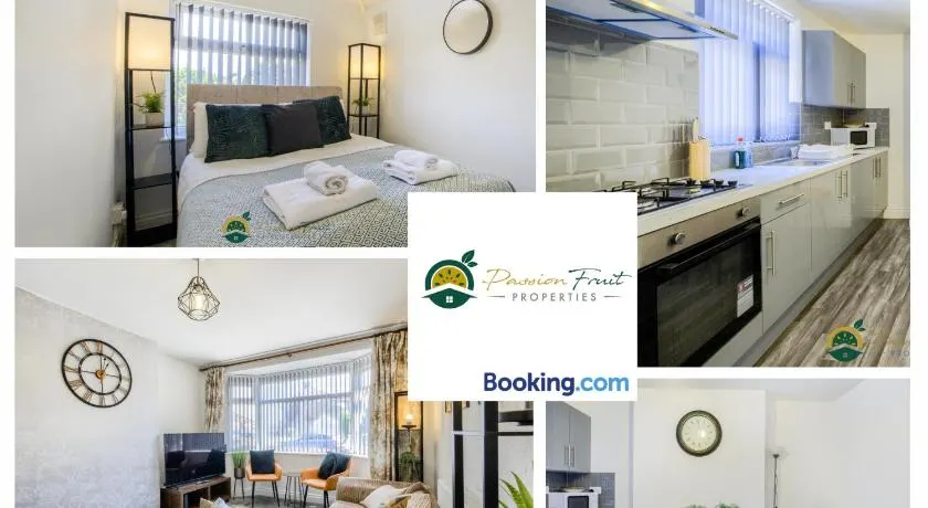 3 Bedroom Coventry House with Free Wi-fi, Large Garden and Driveway, By Passionfruitproperties - 52NRC - Image 1