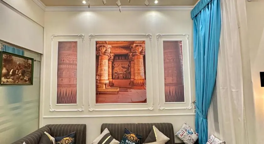 Dior Hotel Downtown - Image 1