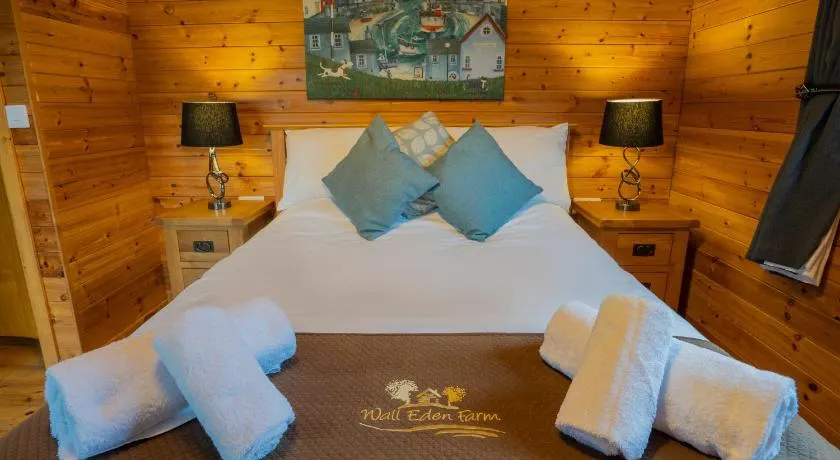 Wall Eden Farm - Luxury Log Cabins and Glamping - Image 1