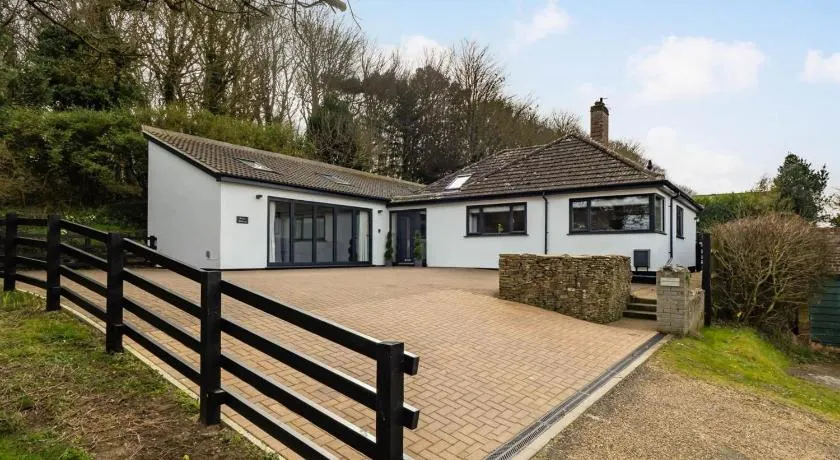4 Bed in Cromer oc-82588 - Image 1