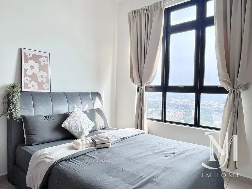 Parkland Residence B11 by Dehoz Suites - Image 1