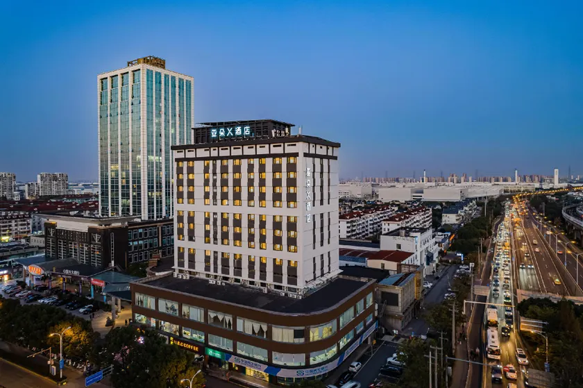 Atour X Hotel Shanghai Anting Metro Station - Image 1