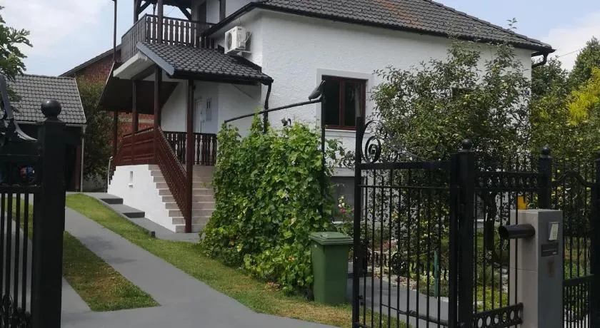 Holiday Home - Image 1