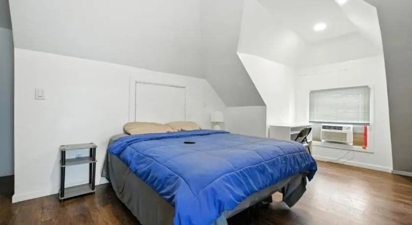 Private Rooms Furnished&Renovate for Short and Extended Stays - Image 1