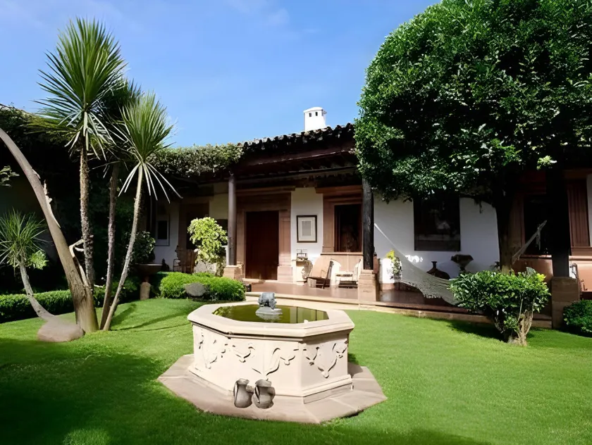 Casa de la Real Aduana Boutique Hotel - Image 1