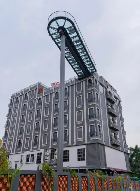 The Belita Hotel and Spa - Image 1