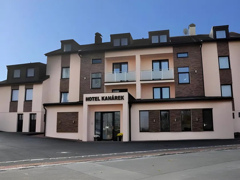 Hotel Kanarek - Image 1