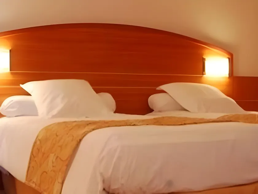 Hotel Cigoland - Image 1