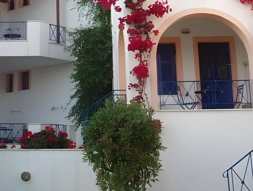 Allegria Family Hotel - Image 1