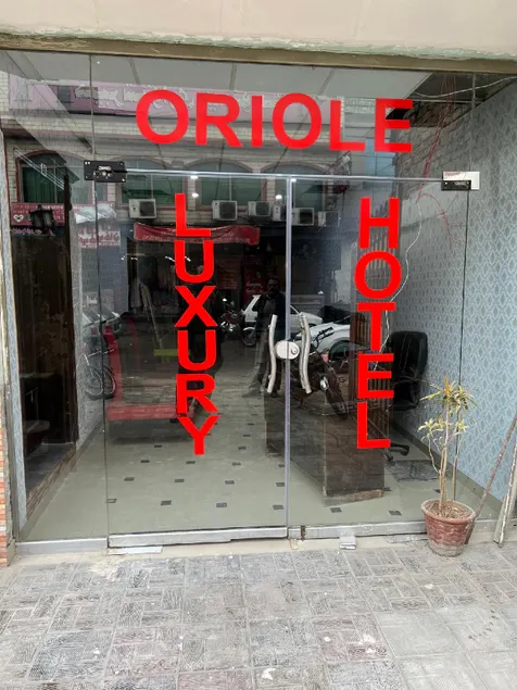 Oriole luxury hotel - Image 1