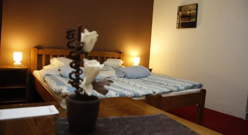Valpovački dvori B&B - Image 1
