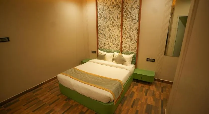 Dashrath Inn near Ramjanmbhoomi - Image 1