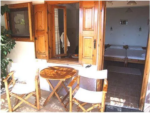 Lela's Kaptani Studio - Image 1