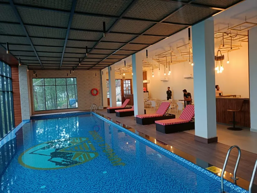 Jungle Lodge Resort & Spa - Image 1
