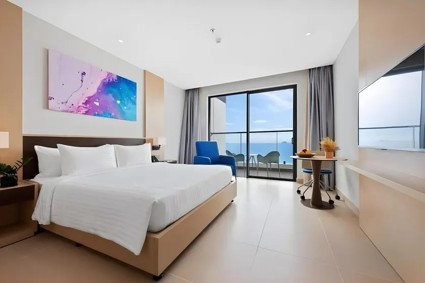 Happy House Cam Ranh - Image 1