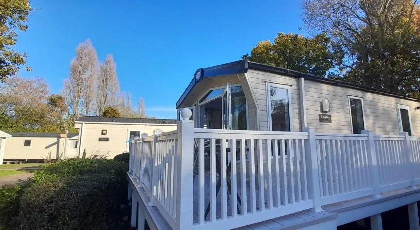 Family breaks at Rockley Park with Prosecco and a box of chocolates on arrival - Image 1
