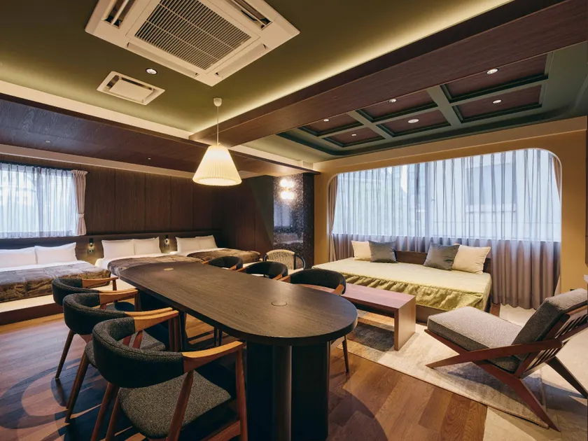 illi Eme Tokyo-Toranomon - Image 1