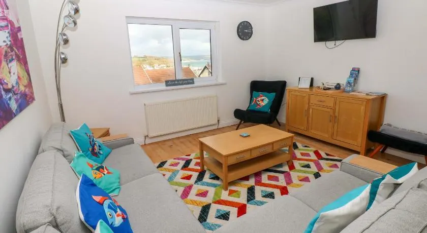 15 Lawnswood - Image 1