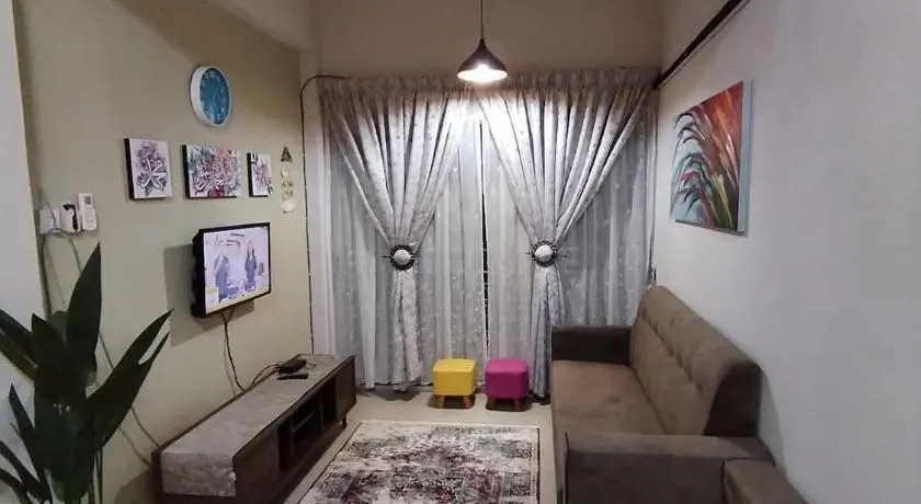 Serra Homestay at Apartment Bukit Permata, Lumut - Image 1