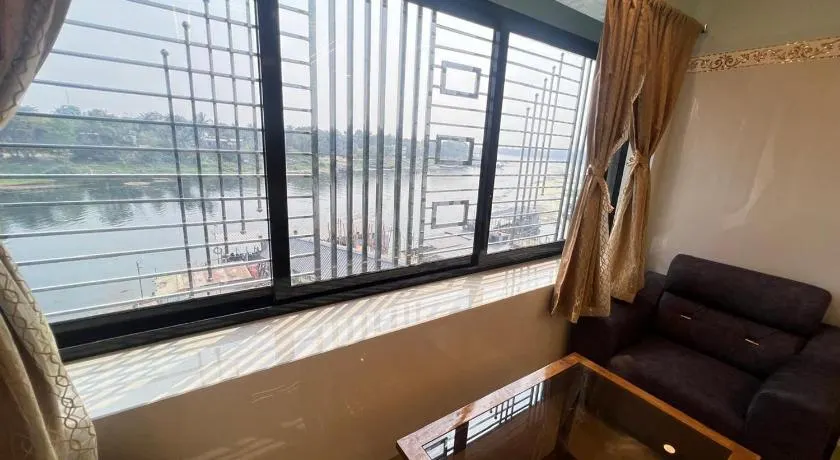 Hotel Raj  - Image 1