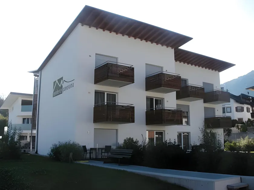 Residence Panorama - Image 1