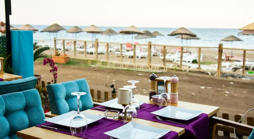 Kara Kedi Beach Bungalow - Image 1