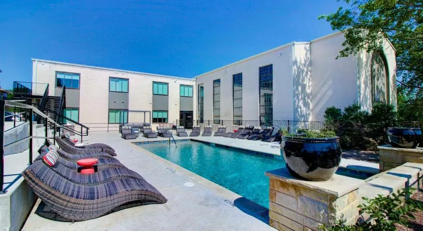  Bishop Arts Hotel by Qresorts. - Image 1