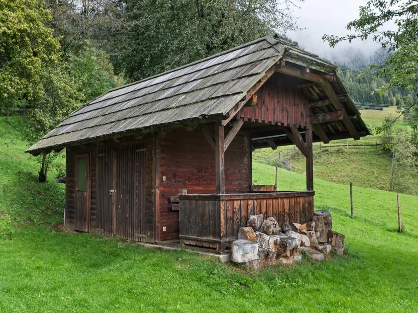 Vintage Holiday Home in Arriach With Private Garden - Image 1