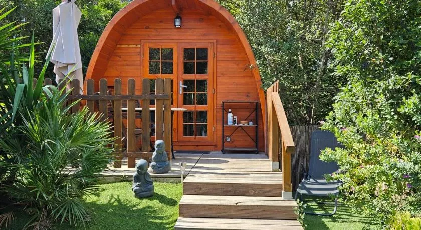 Ma cabane au fond du jardin - Image 1