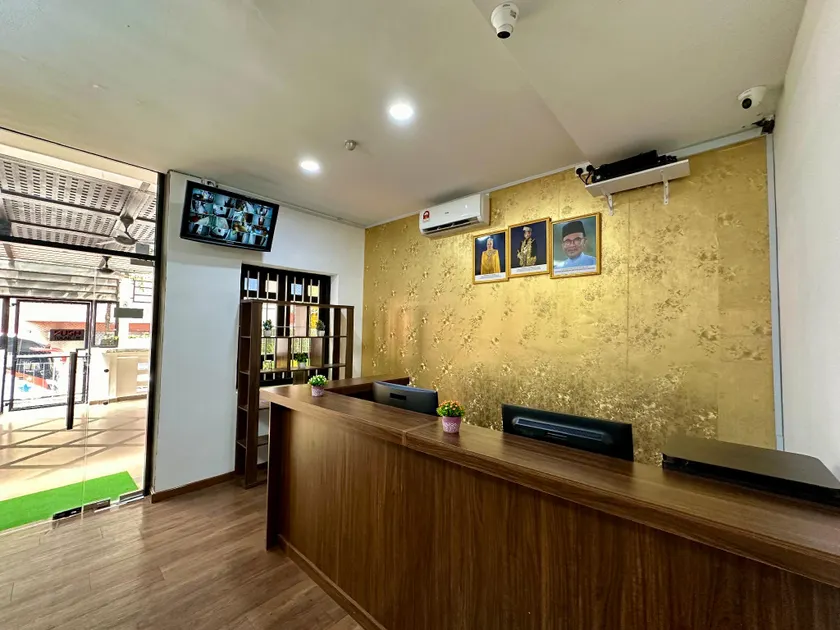 Aloh Tech Hotel - Image 1
