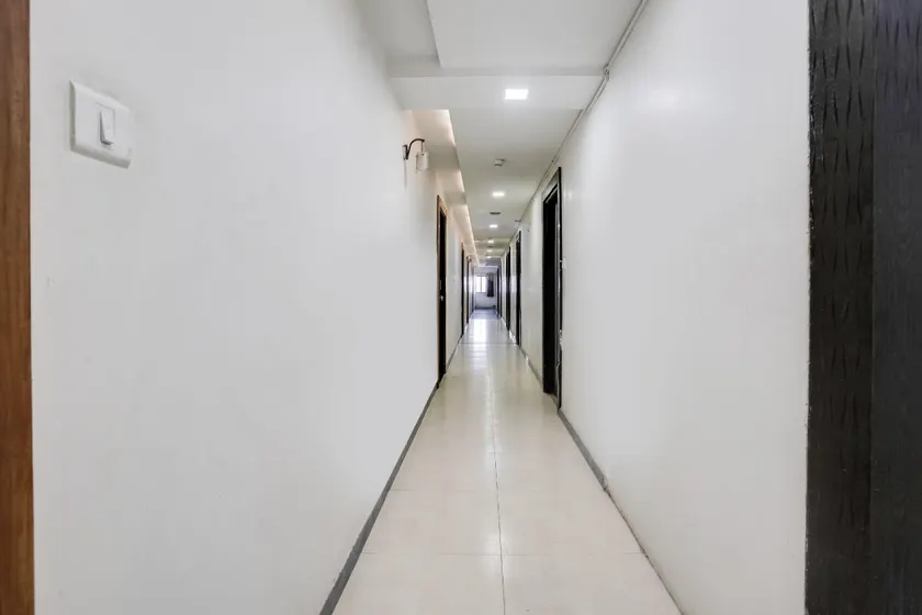 Hotel O New Balaji - Image 1