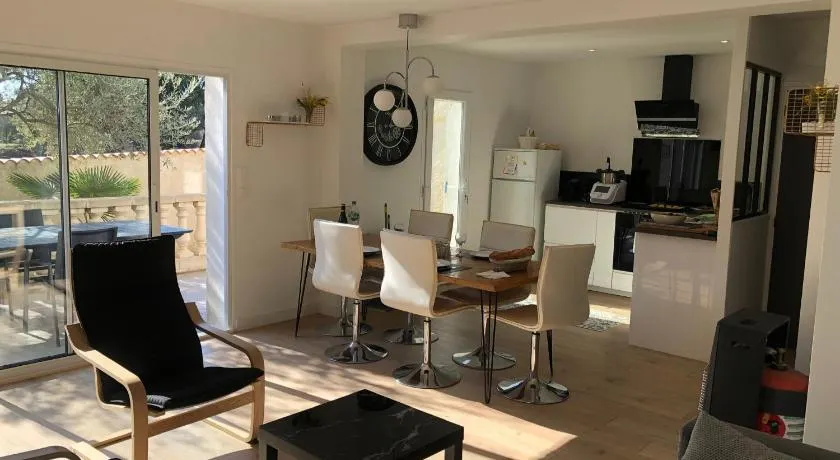 Maison la Londe - Image 1