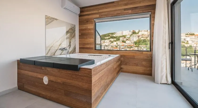 Barba Apartments - Image 1