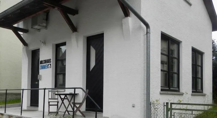 Milchhaus Zimmer - Tiny House - Image 1