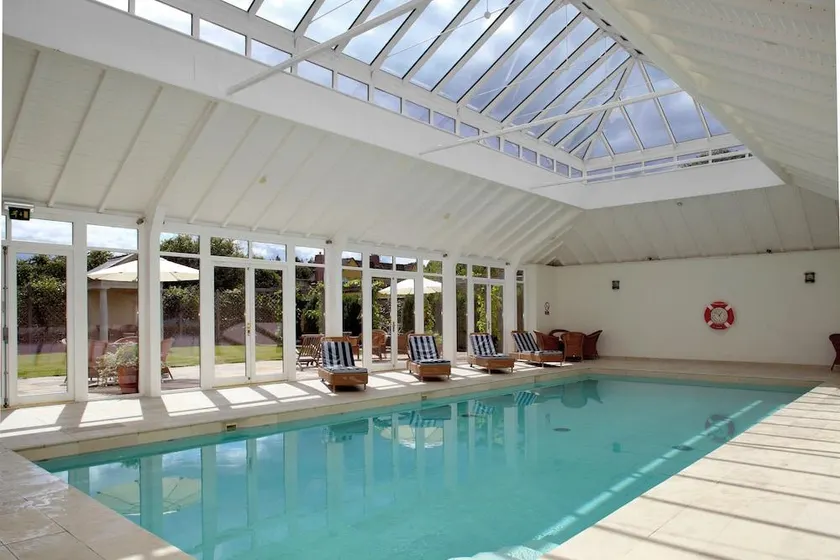 Aintree Cottage - Image 1