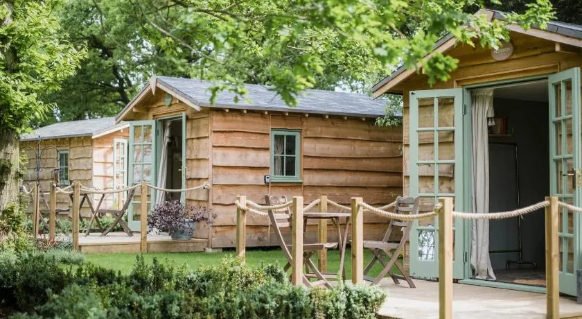 Toad Hall Lodges - Luxury Glamping Lodges Near Southwold! - Image 1
