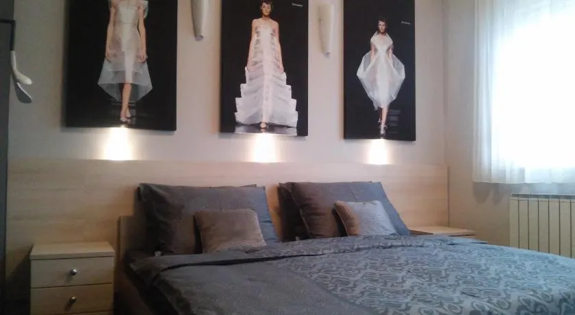 Zagreb Lodge Apartment - Image 1