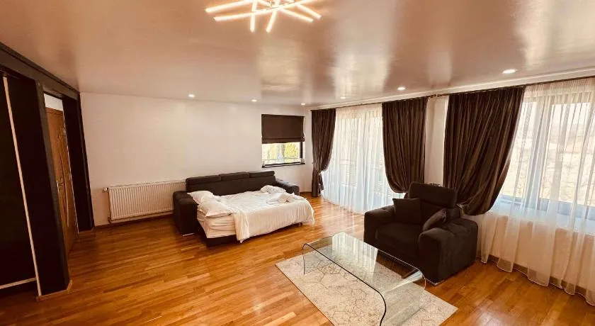 Casa YDA - Image 1