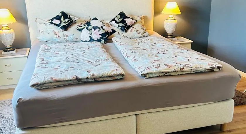 Best Place to Stay - Dresden - Image 1
