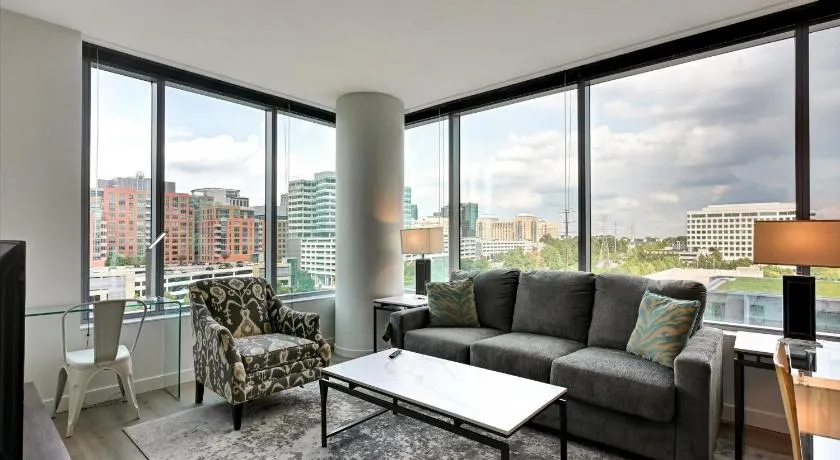 Global Luxury Suites at Town Center - Image 1