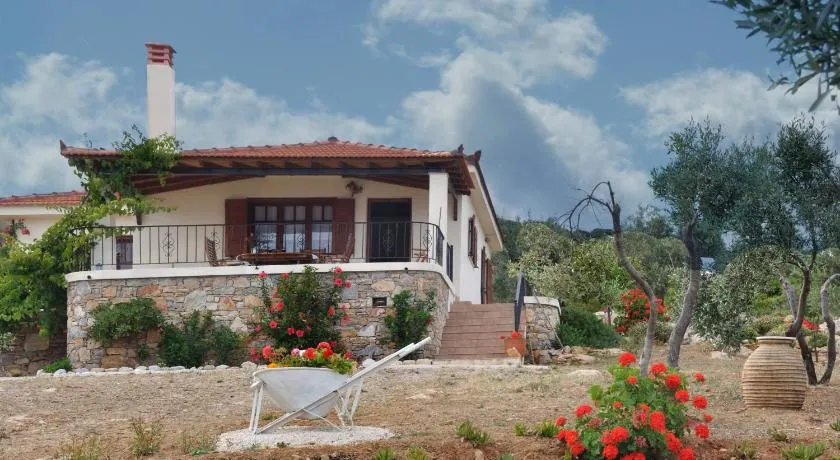 Villa Oceanis - Luxury Seaside Villa - Image 1