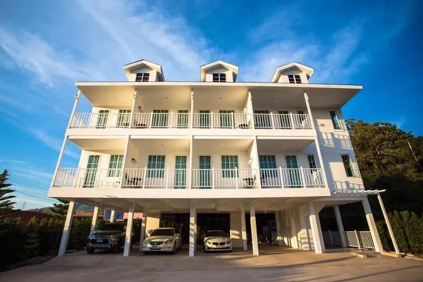 The Prince Hotel - Image 1