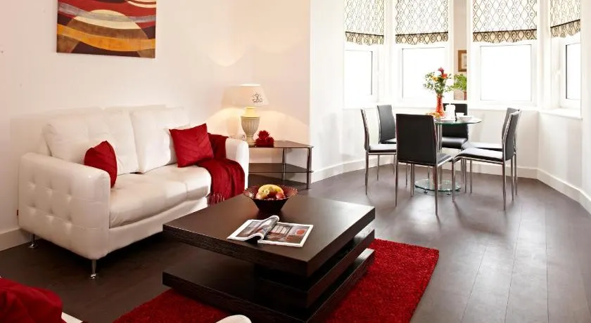 Strathmore House Apartments - Image 1