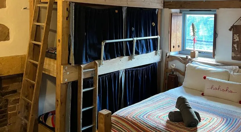 Matlock Glamping Rooms - Image 1