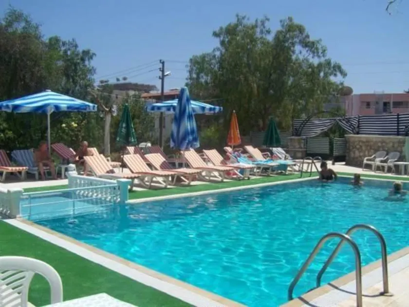 Didim Golden Beach Hotel - Image 1