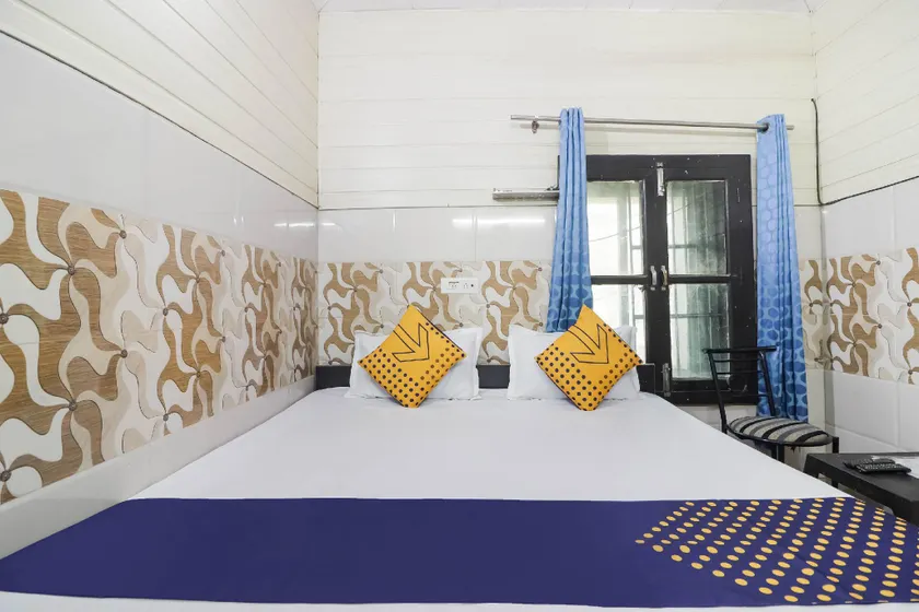 SPOT ON 63768 Ahuja Guest House - Image 1