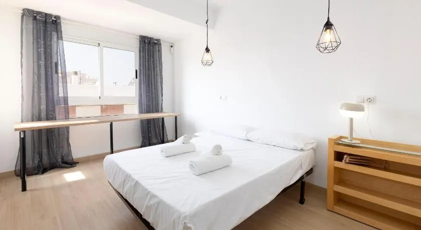 Modern 2BR in Beautiful Burriana - Image 1