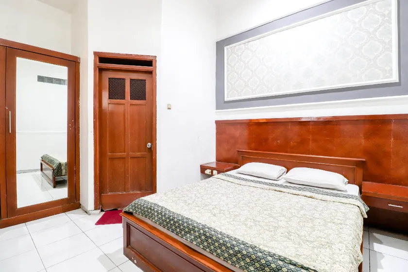 Hotel Limaran 1 - Image 1