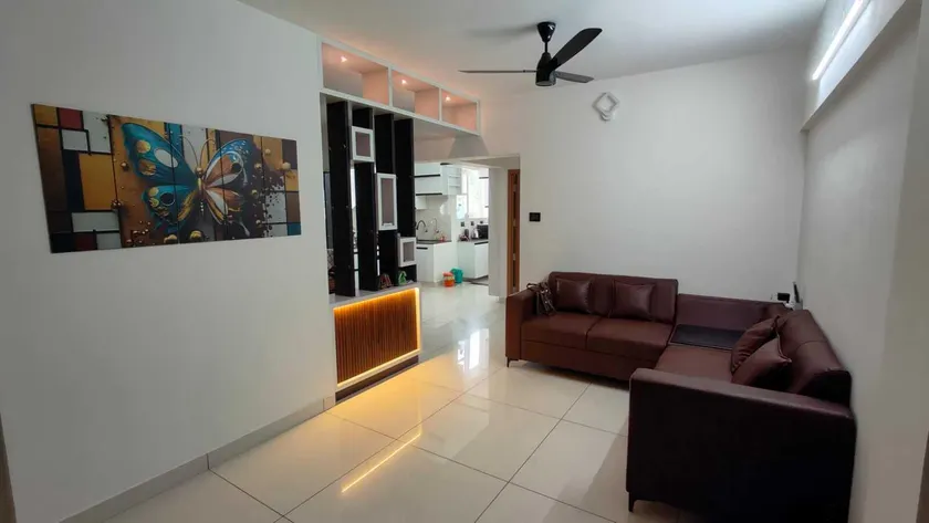 2BHK fully furnished new apartment in the town. - Image 1